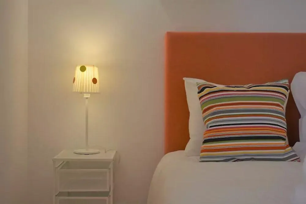 Cais Do Sodre Duplex By Homing Apartment Lisbon